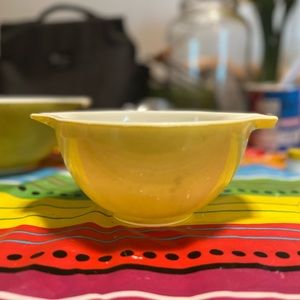 2 Greenish yellow Pyrex